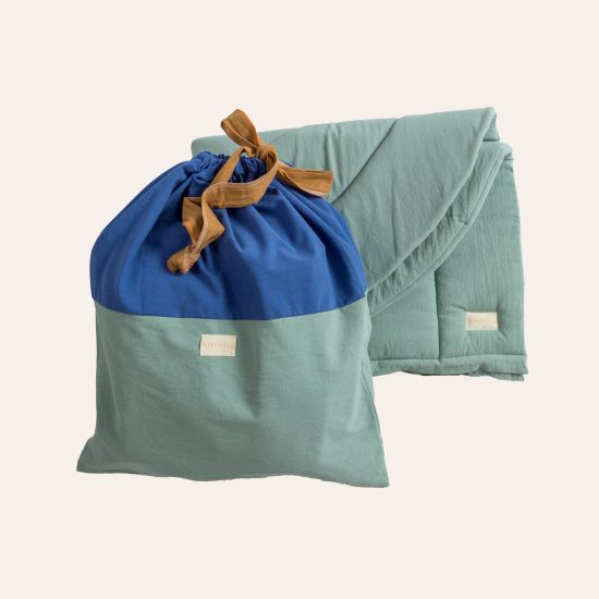 Regenbogen Krabbeldecke von hjärtslag design in Jade Grün