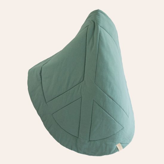 Runde Krabbeldecke Peace von hjärtslag design in Jade Grün