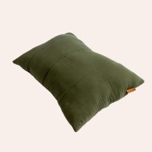 Musselin Kissen mit Füllung in Moss von hjärtslag design